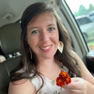 Meet your Posher, Allie